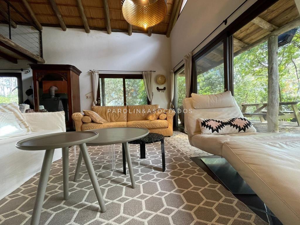 CASA DE 2 DORMITOTIORIOS EN MONTOYA LA BARRA PUNTA DEL ESTE