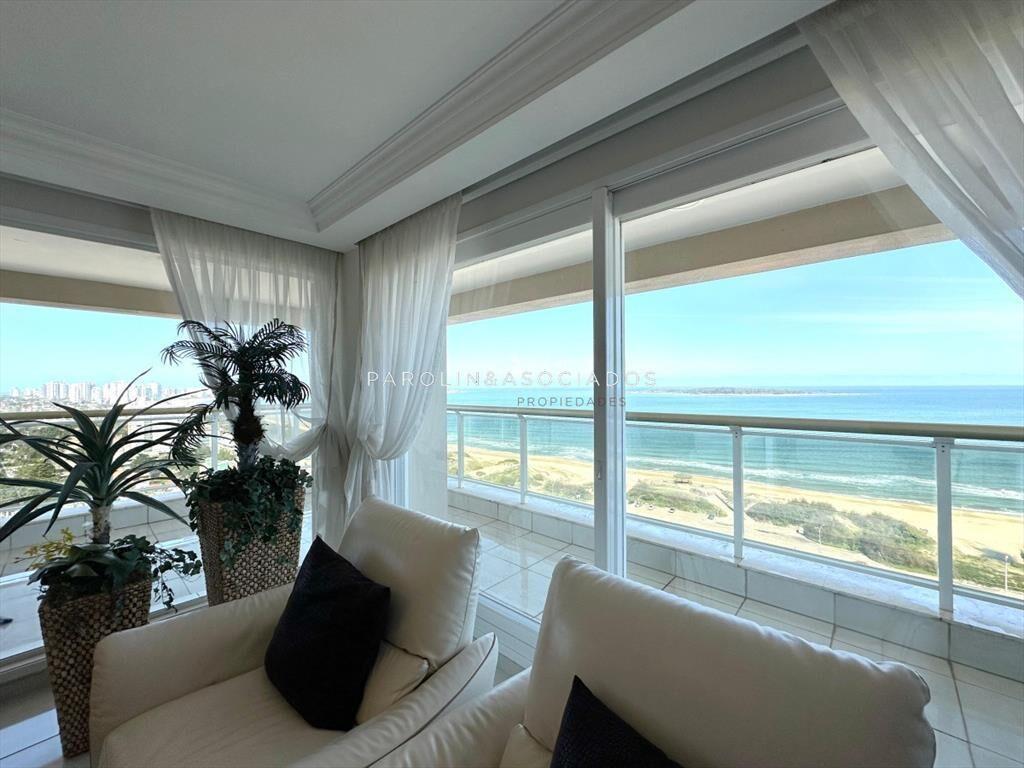 Apartamento en venta en Le Jardin de 3 en suite