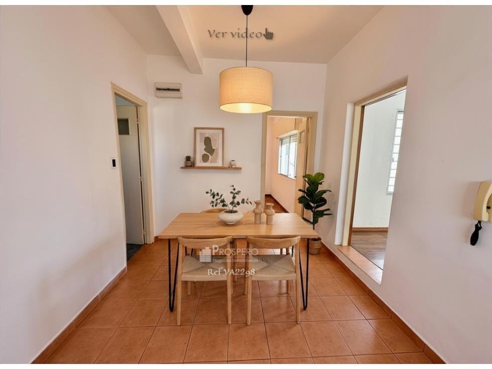 VA2298/1 venta apto 2 dorm Centro gran terraza