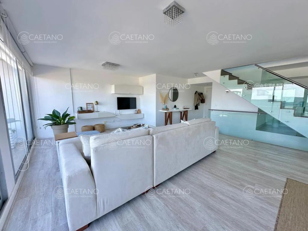 Venta. Triplex. Punta del Este