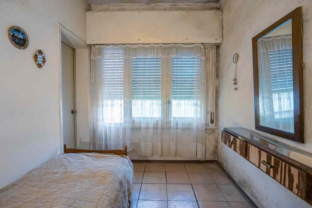 Venta PU Casa y Apto en Pocitos con garaje y fondo