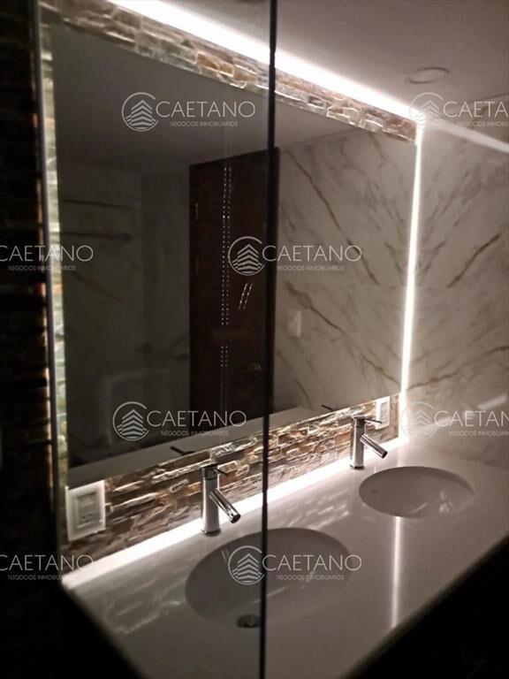 venta de apartamento cuatro dormitorios . Punta