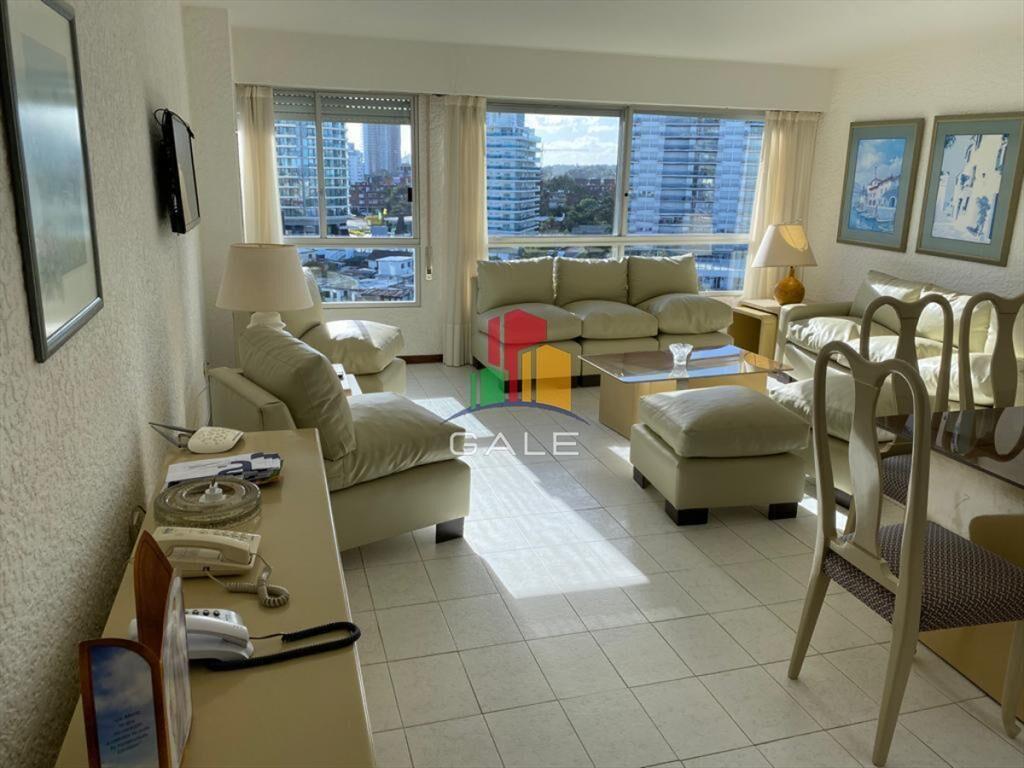 Apartamento frente al mar
