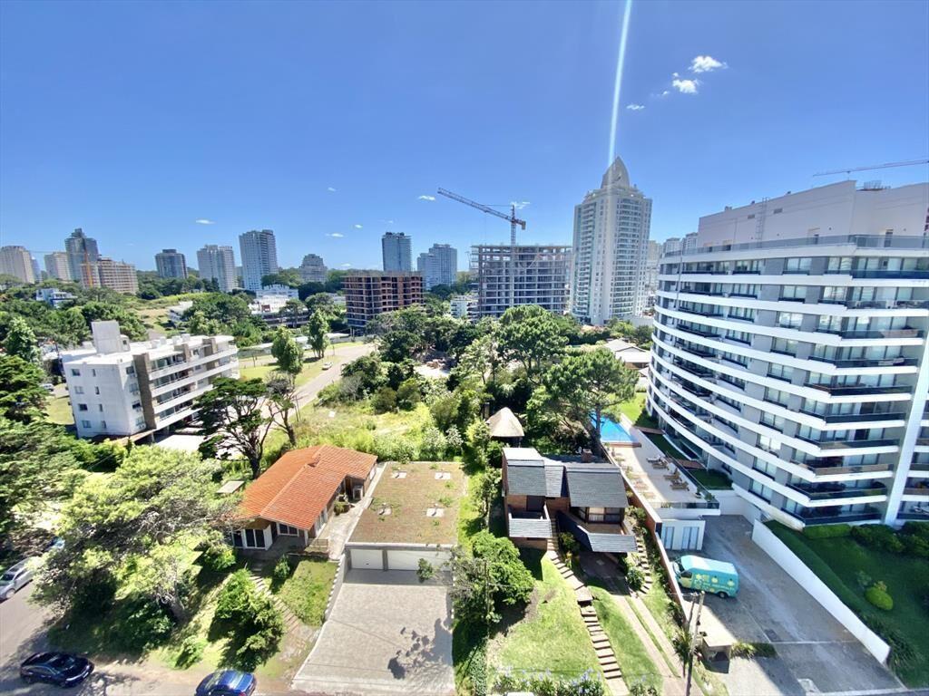 APARTAMENTO EN VENTA DE 2 DORMITORIO 2 BAÑOS 1