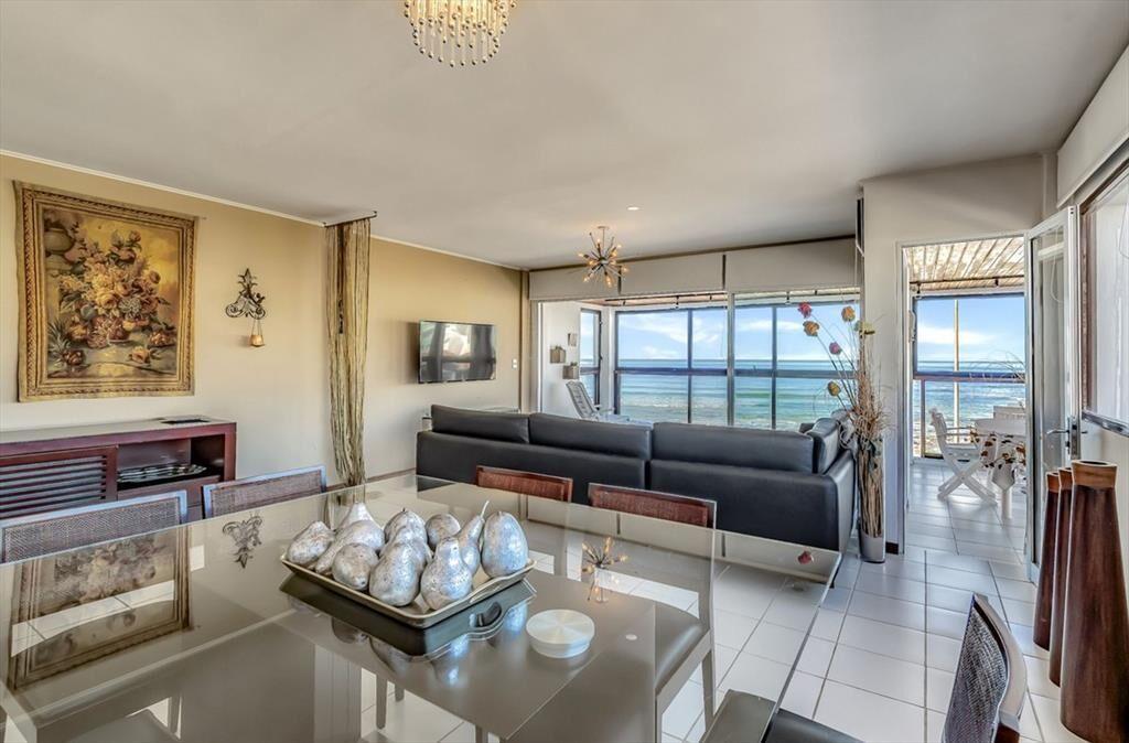 APARTAMENTO EN VENTA 3 DORMITORIOS FRENTE AL MAR.