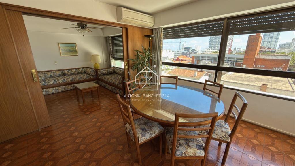 Venta Apartamento 2 Dormitorios y Dependencia del