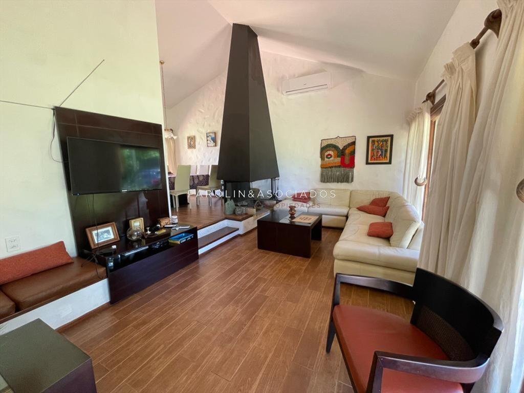 Hermosa casa de 4 dormitorios en Mansa, Punta