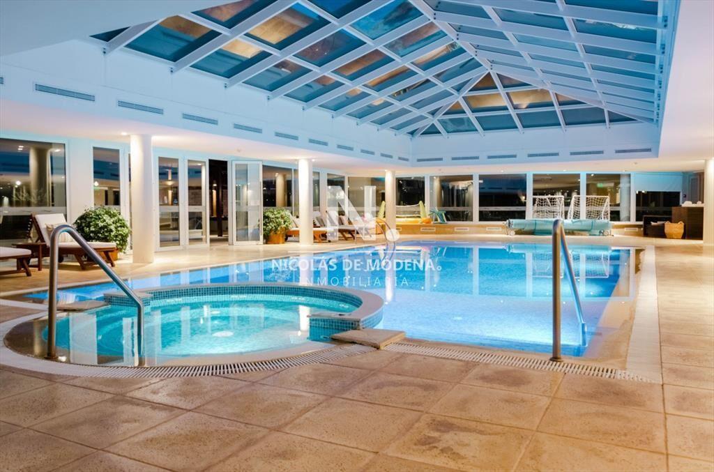 Espectacular Penthouse en venta frente al mar - -