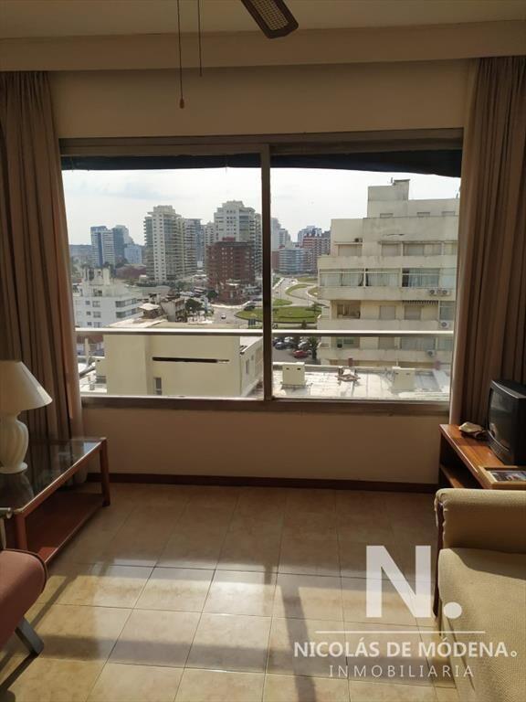 Venta de Apartamento de 1 dormitorio en Península vista al