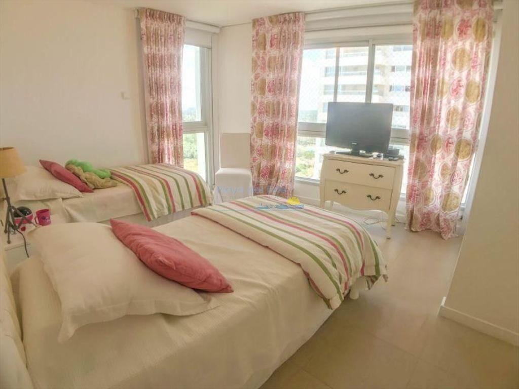 Apartamento en venta Playa Brava 3 dormitorios