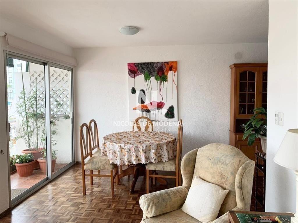 Impecable departamento, comodo e iluminado.