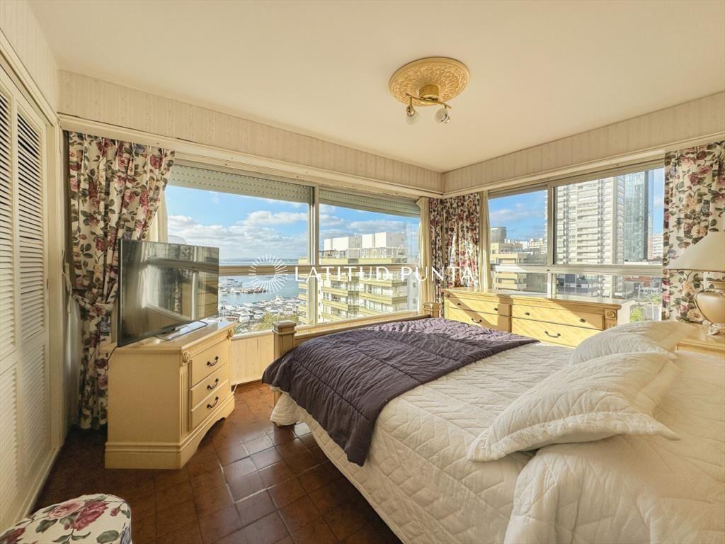 Apartamento en Península, 3 dormitorios