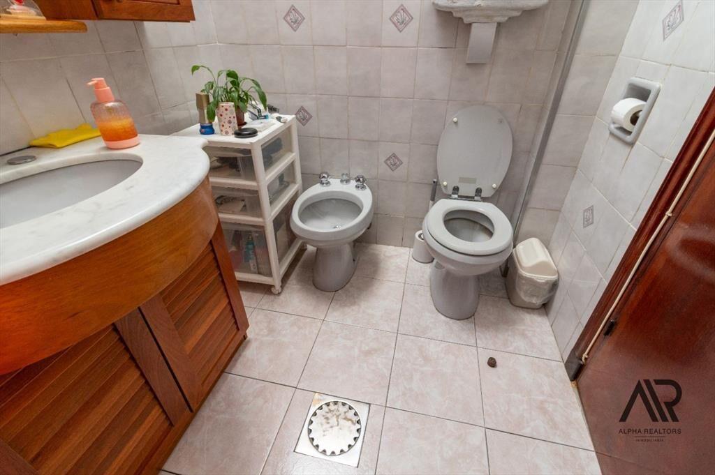 Venta casa 3 dormitorios y escritorio, barbacoa, zona Ce...
