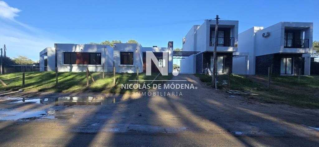 Oportunidad en construccion, casa de 3 dormitorios en Parqu