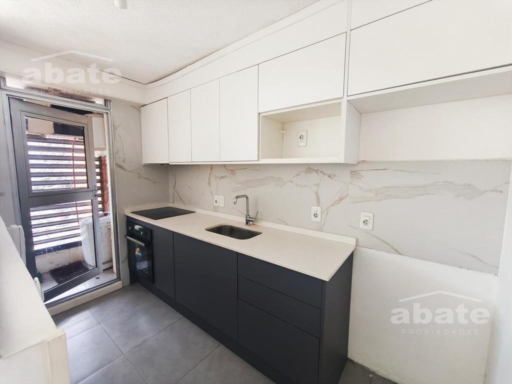 Alquiler Apartamento 2 dormitorios y Garage en Parque Rodó.