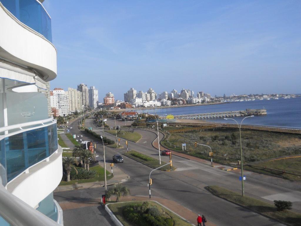 Apartamento en Venta en Torre Millenium , Punta ,
