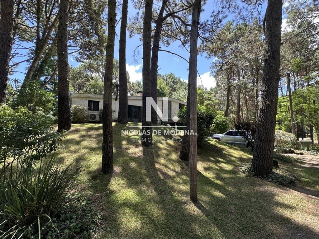 Venta casa en zona Portezuelo bosque, Punta