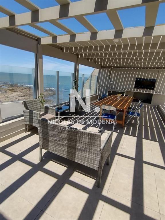 Hermoso apartamento con excelente vista!