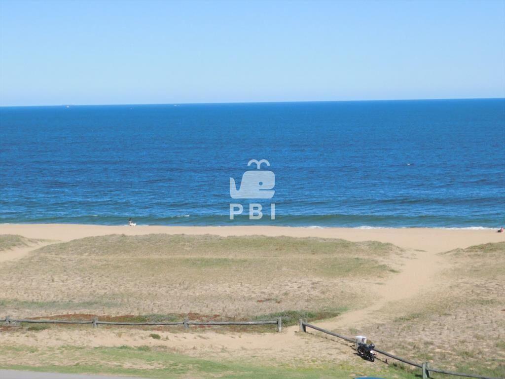PENT HOUSE EN PINARES PRIMERA FILA 3 DORMITORIOS