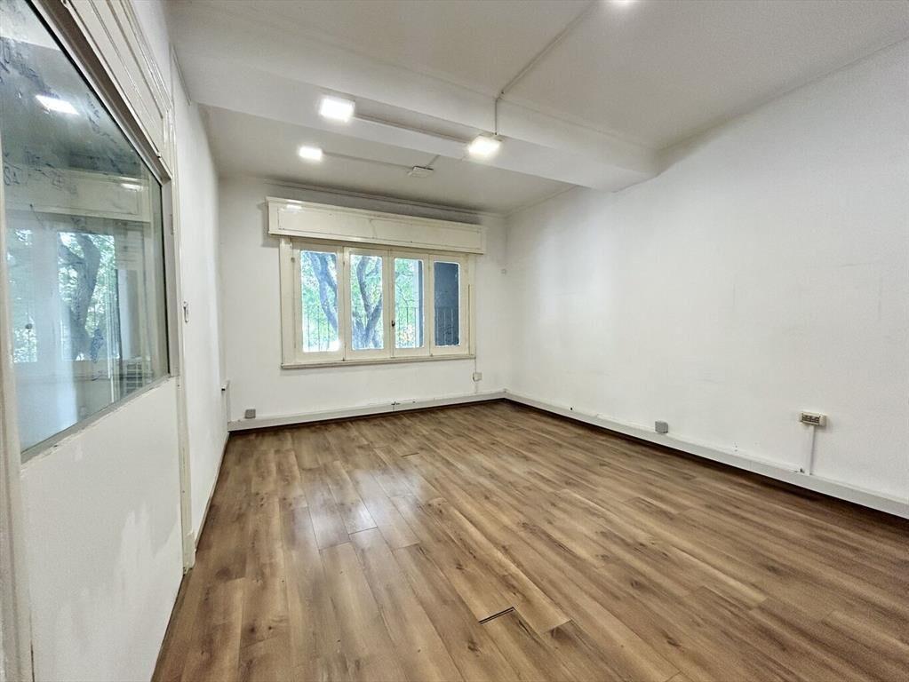 Venta local comercial y oficinas – Padrón único – Bv. Artig