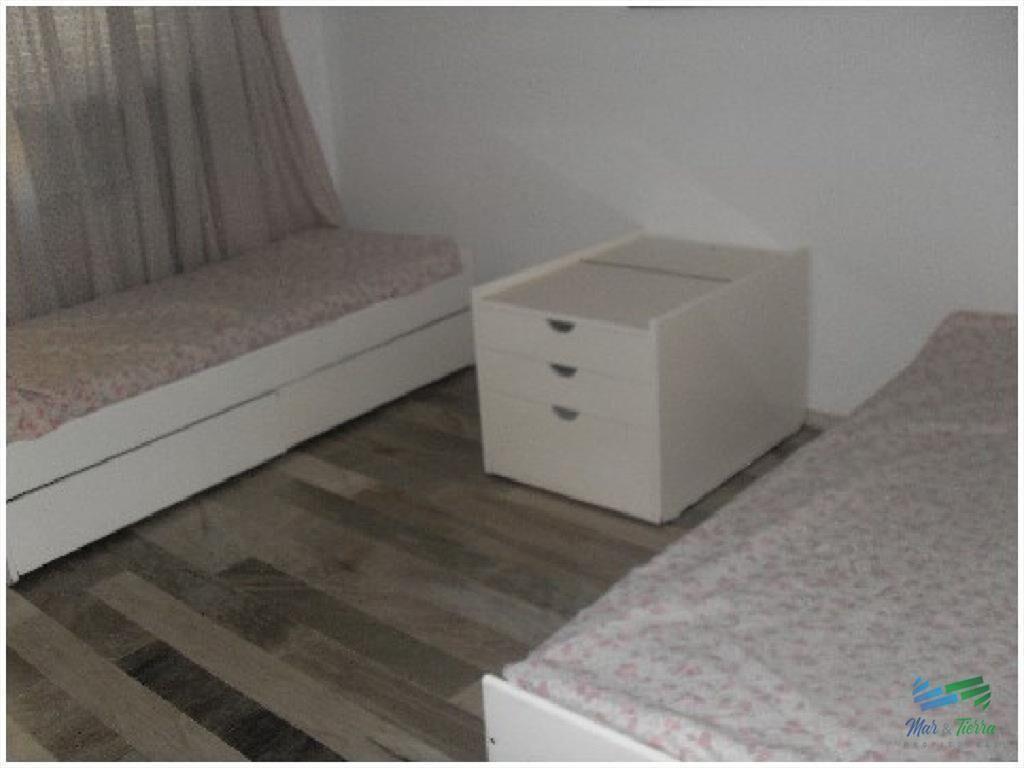 Apartamento en Brava, 3 dormitorios *