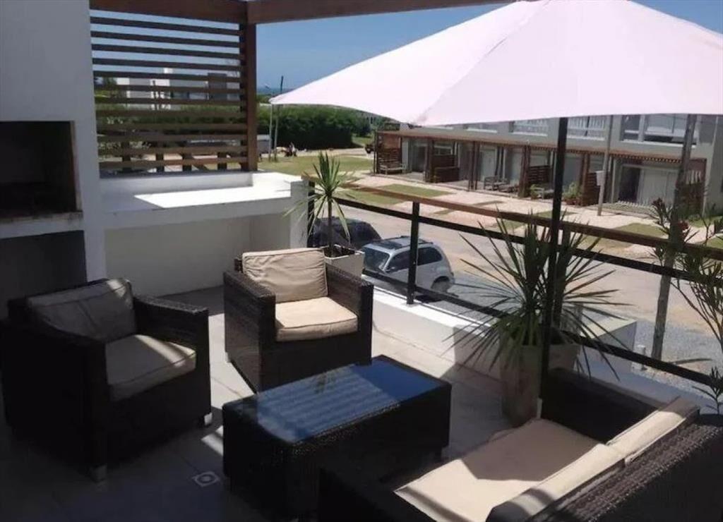 DEPARTAMENTO DE 2 DORMITORIOS EN MANANTIALES, PUNTA DEL EST