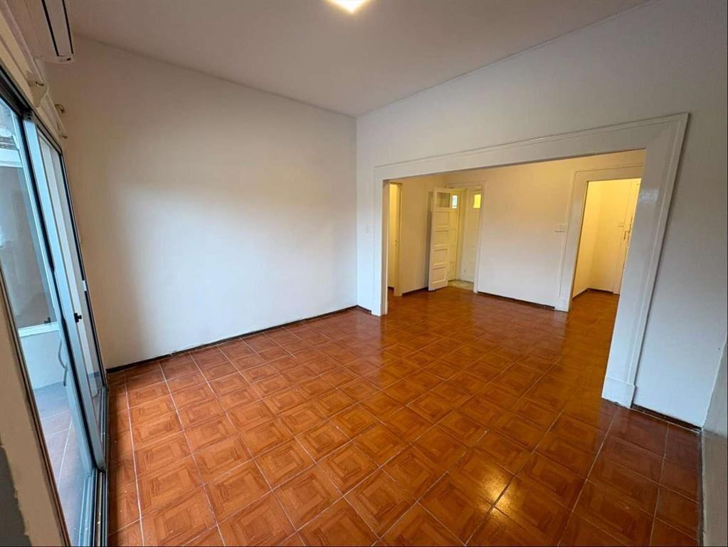 Alquiler 3 dormitorios 2 baños y amplia terraza, amplio y h