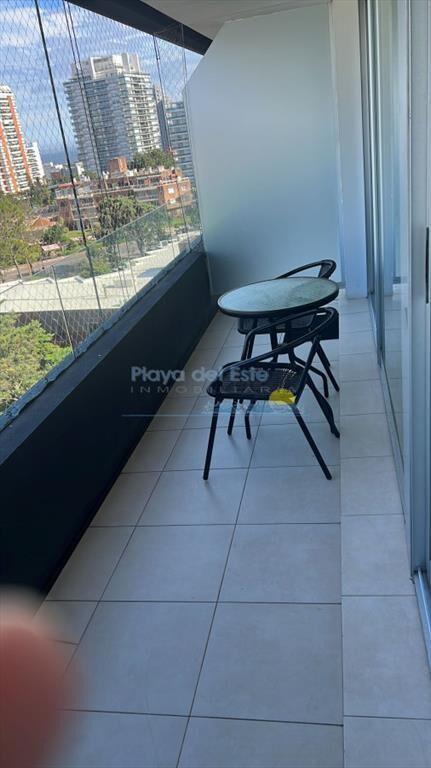 Vende departamento de 3 dormitorios y excelentes