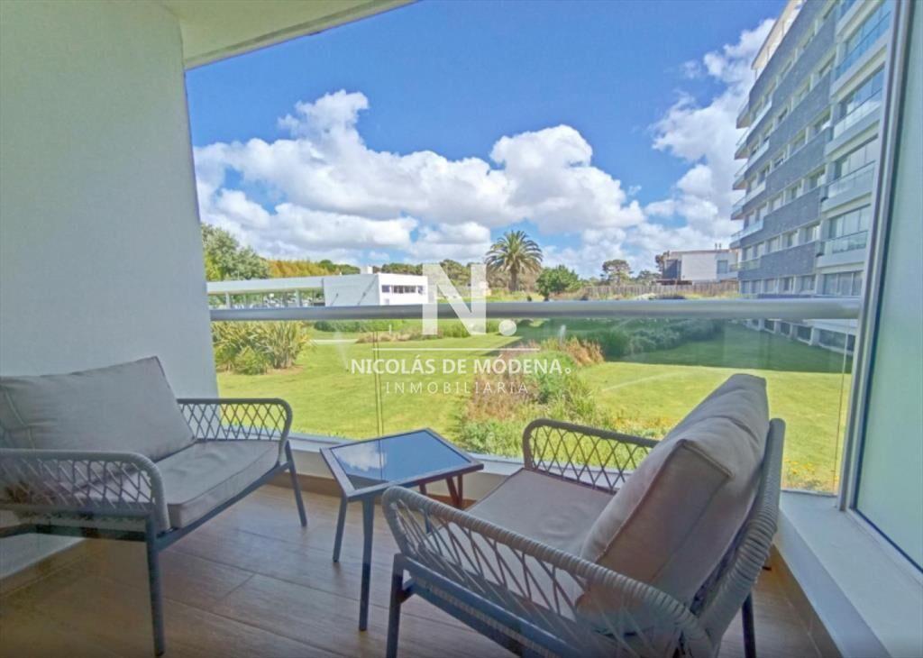 Vende espectacular Apartamento de 2 dormitorios