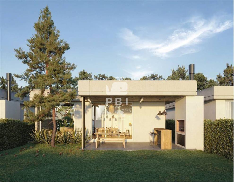 Venta de casa en Barrio Privado Club del Lago, -
