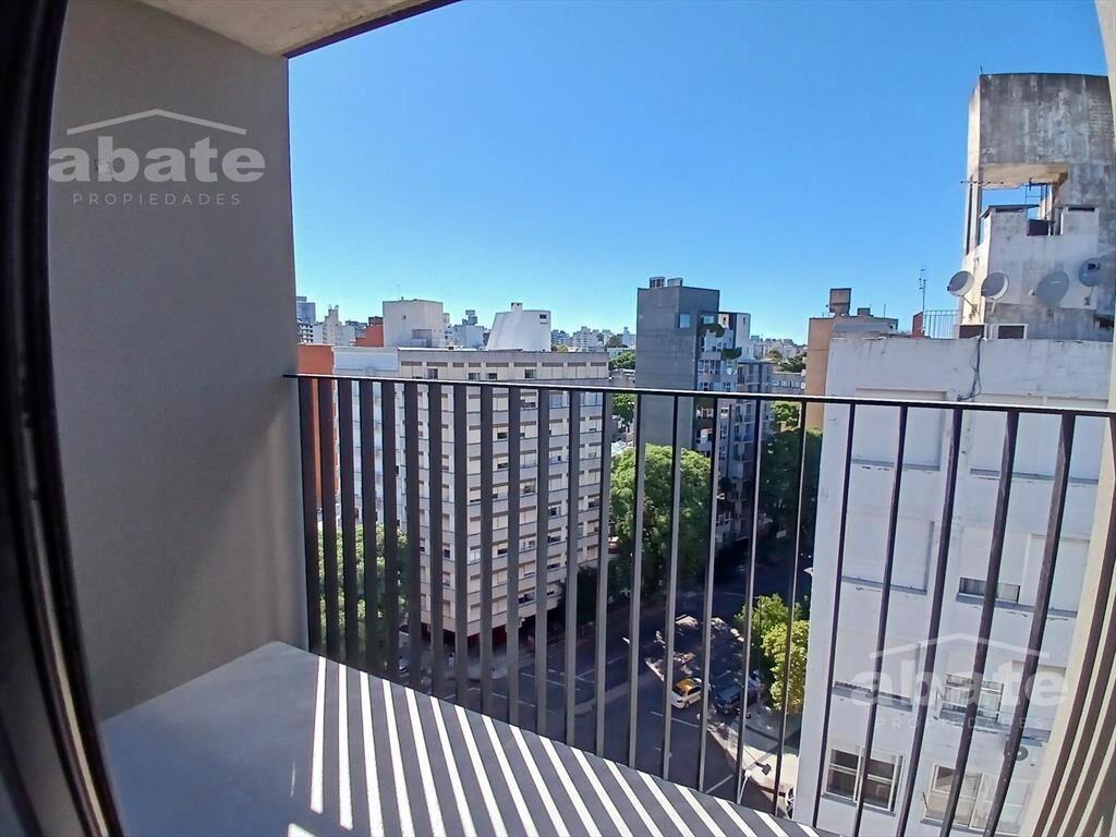 Venta apartamento 1 dormitorio en Parque Rodó al frente