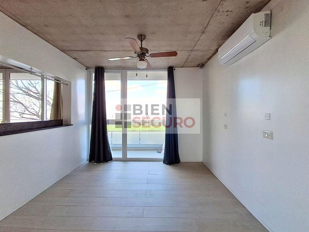 Moderno apartamento de 1 dormitorio, con vista al mar, en v