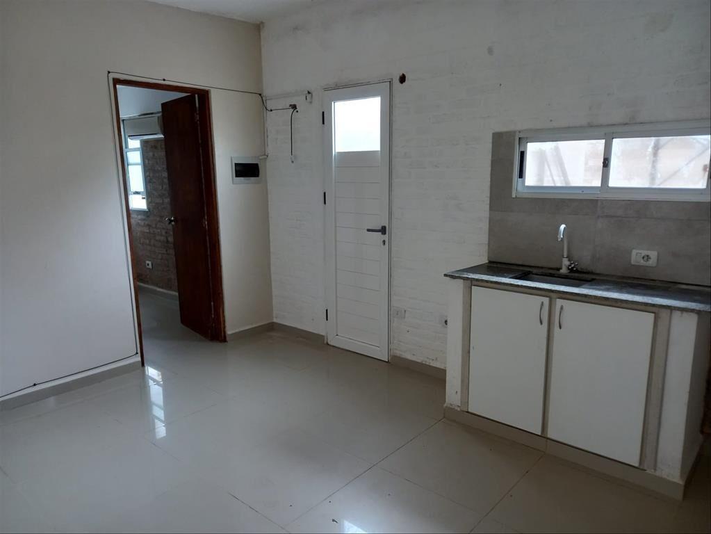 *** ALQUILADA *** NUEVA EN PLANTA BAJA PRÓXIMO AV. 1 dorm.