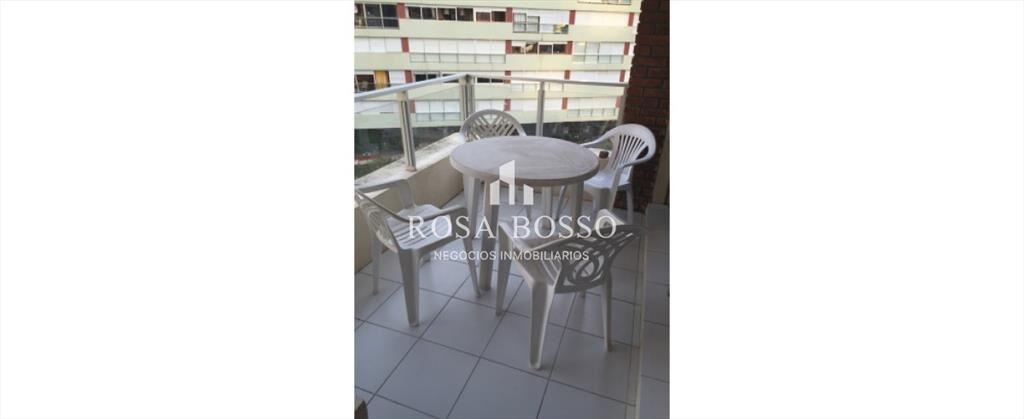 Apartamento en Brava para la venta.