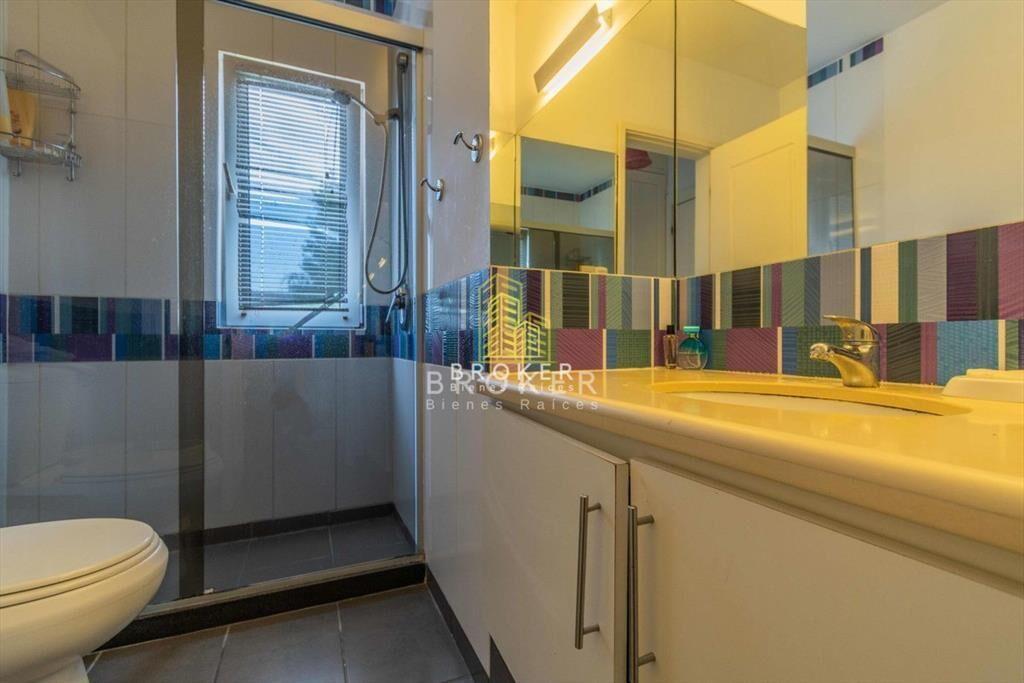 Venta Casa 5 Dormitorios En La Tahona