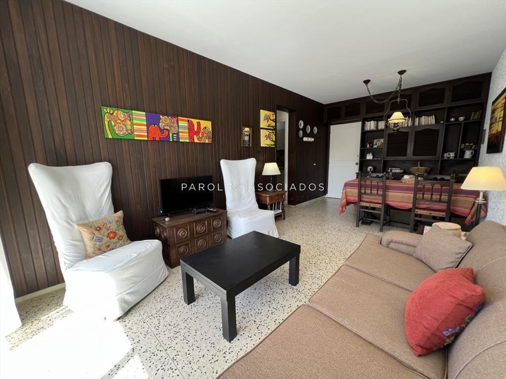 Apartamento en venta de 2 dormitorios en Península, Punta