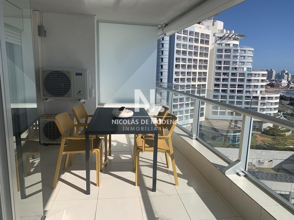 SEASONS TOWER PISO ALTO ALQUILER MANSA PARADA 4