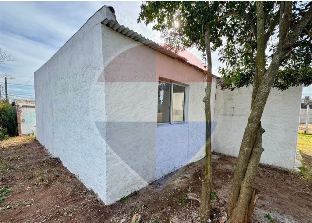 Casa con amplio terreno de 995 m2
