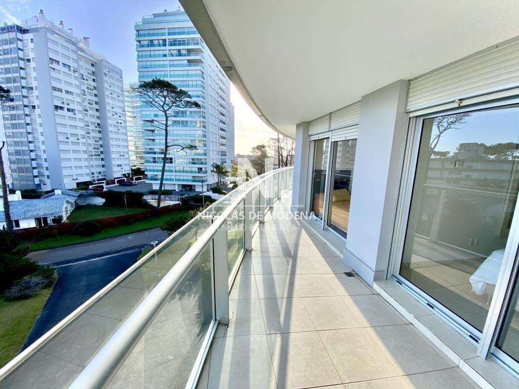 Apartamento en Mansa  Punta del Este