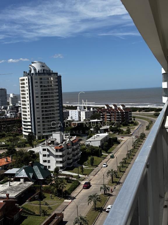 Venta apto 2 dormitios y medio Chiverta