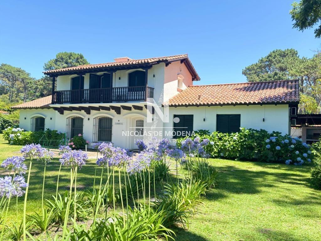 Hermosa casa en zona San Rafael en alquiler