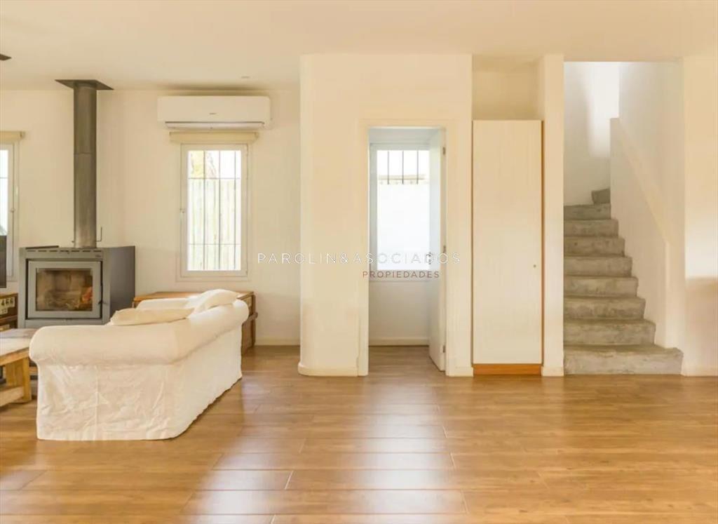 Casa en venta de 3 dormitorios en La Barra, Punta