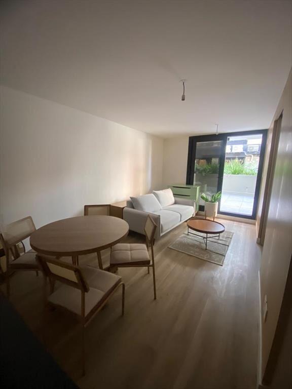 Venta apartamento 1 dormitorio con amplia terraza. Excelent