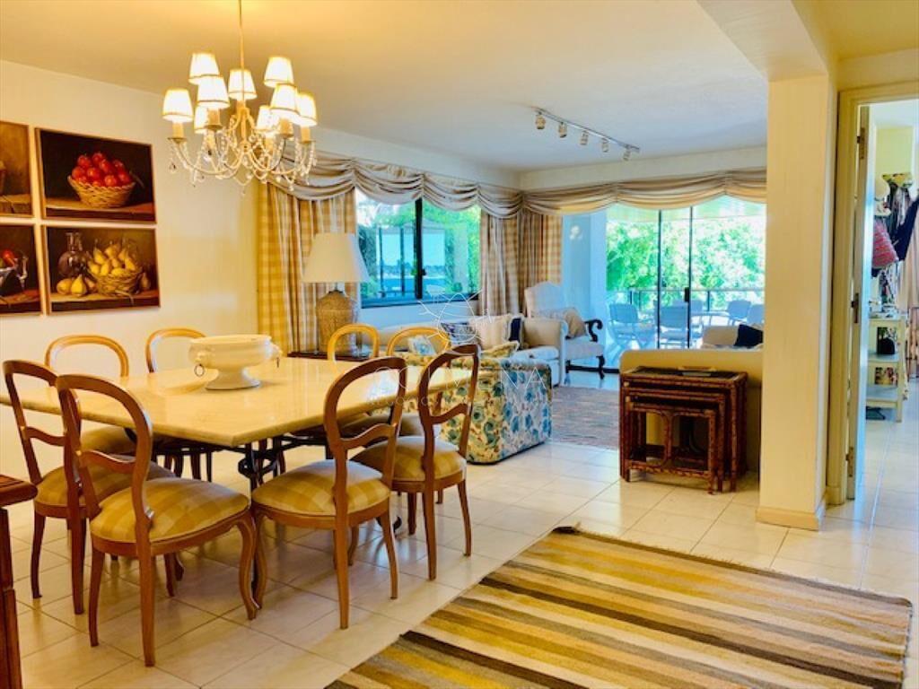 Hermoso apartamento en primera línea ubicado en