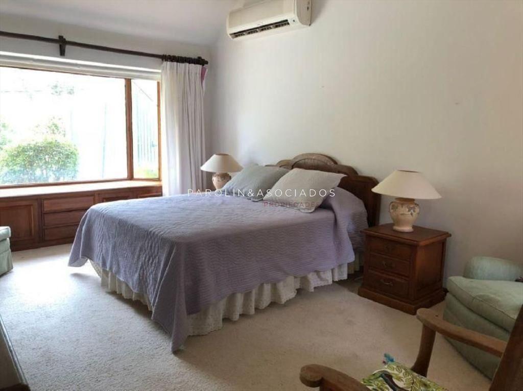 Venta de casa 4 dormitorios en Lugano, Punta del