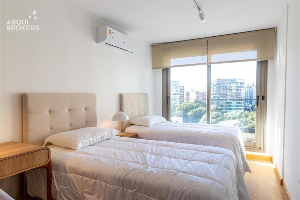 Apartamento de dos dormitorios en venta en Punta Carretas -