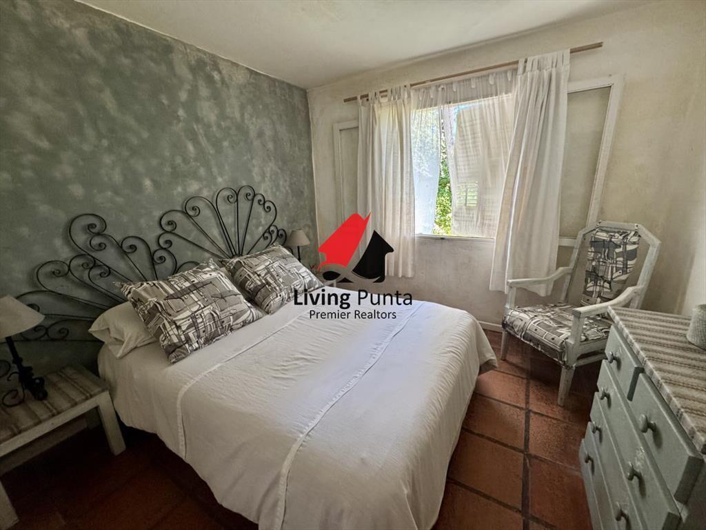 Hermosa casa con piscina en venta