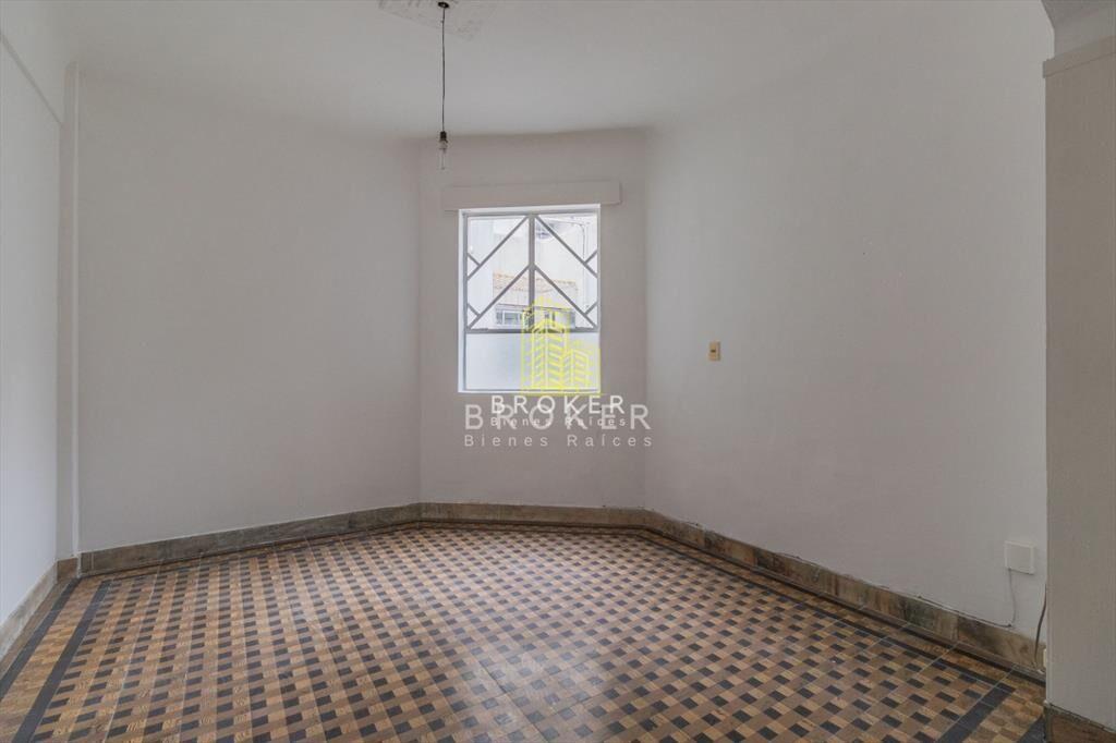 Apartamento 4 dormitorios en Centro Sur