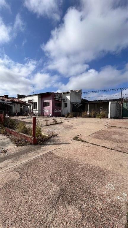 Predio/Galpones/Oficinas/Local Comercial/7389m2/Maroñas/P...