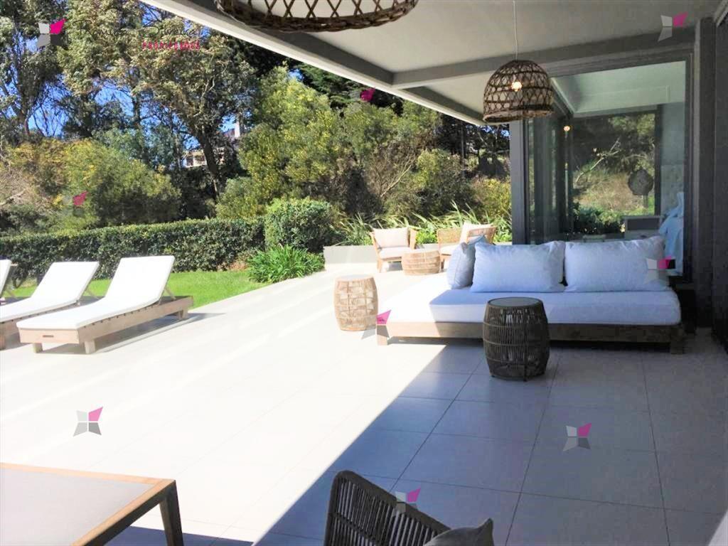 Espectacular departamento con Piscina Propia.